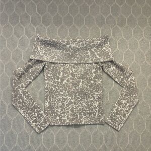 Aritzia Sweater Top